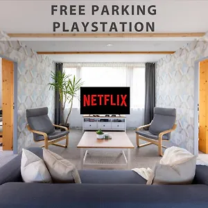 Апартаменты Plzenska 465 Free Parking & Ps3, Прага
